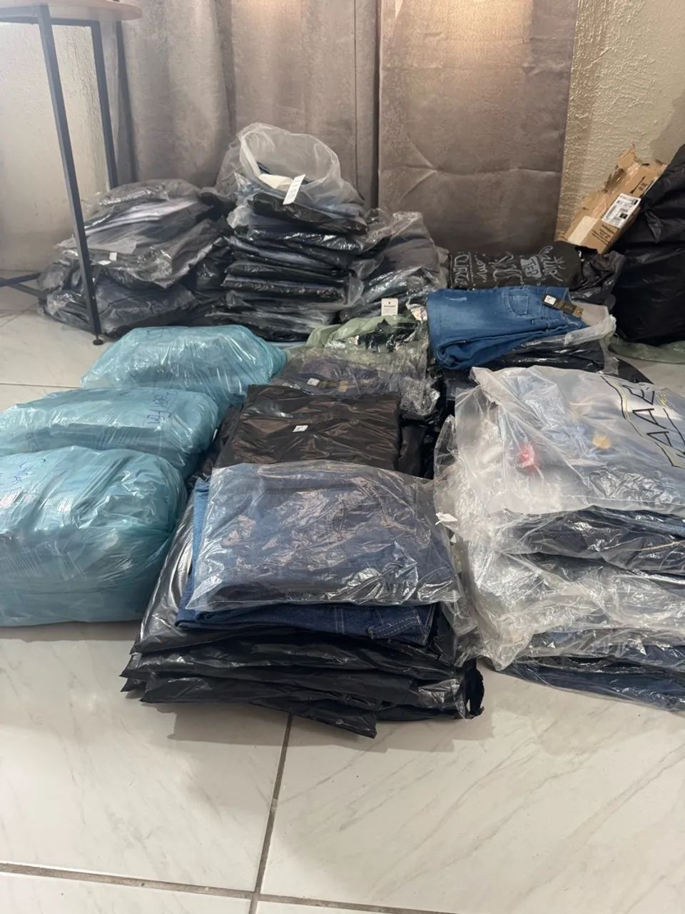 JEANS MASCULINOS E FEMININOS CALÇA E BERMUDAS DO 36 ao 50