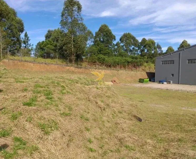 Galpão com área total de 1354 m² com 2 entradas em Forquilhas - São José - SC - Foto 3