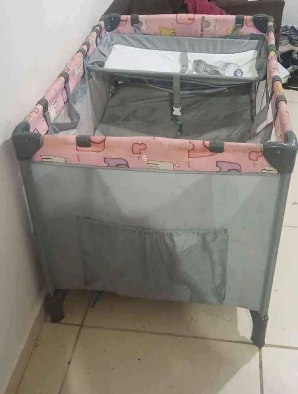 Vendo berço portátil chiqueirinho  - Foto 2