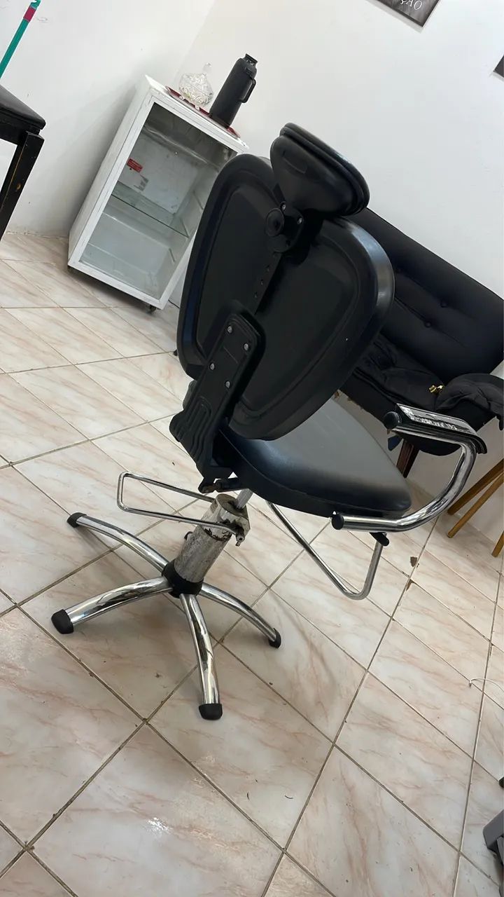 Cadeira de barbeiro  - Foto 3