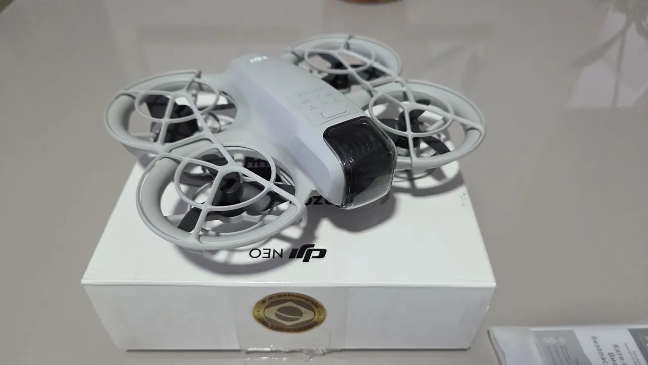 Drone Dji Neo - acompanha 3 baterias e hub de carregamento - pouco usado - Foto 2