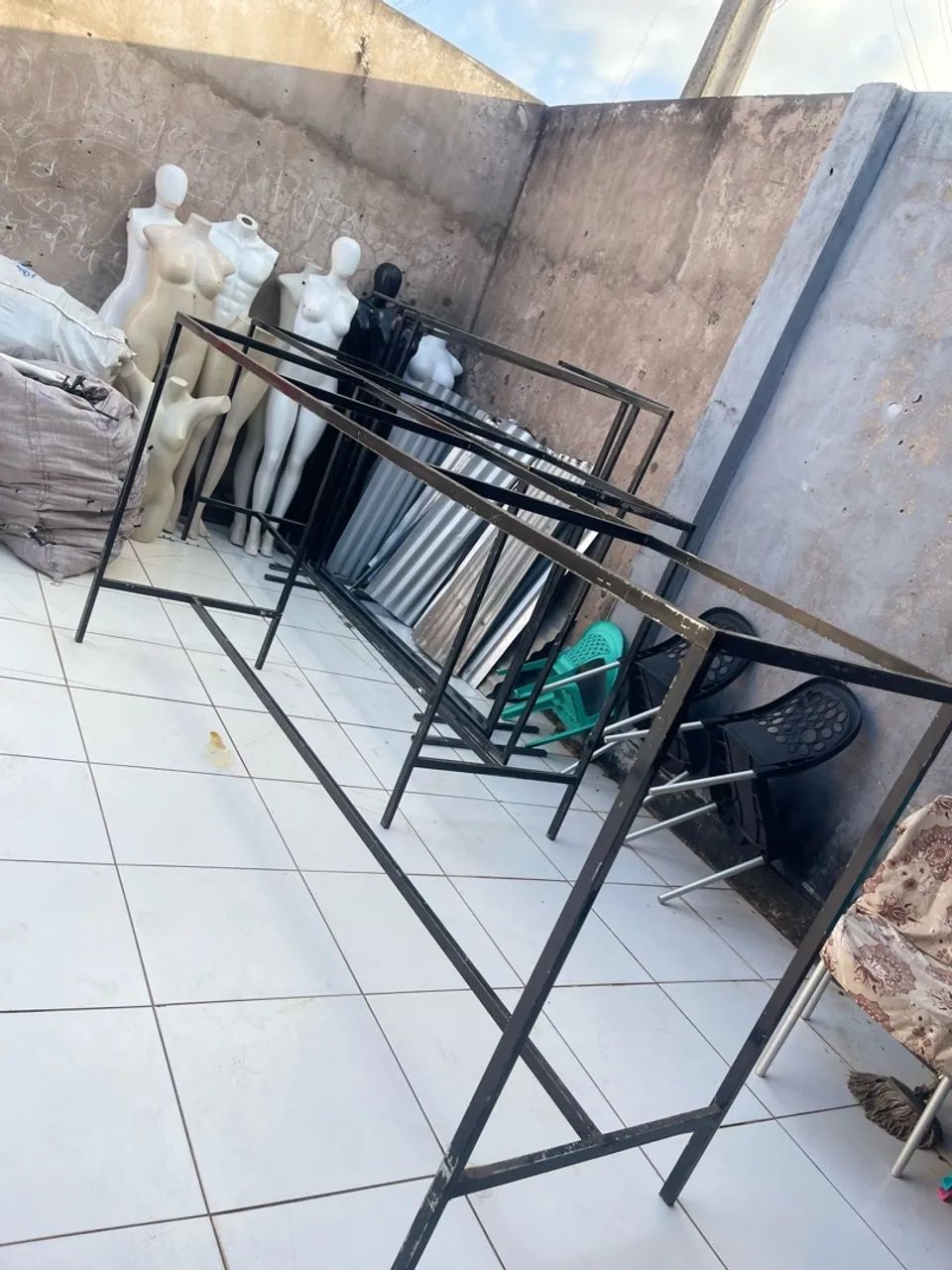 Araras e cabides 