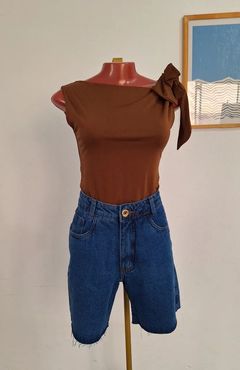 Blusa lacinho marrom - Foto 2