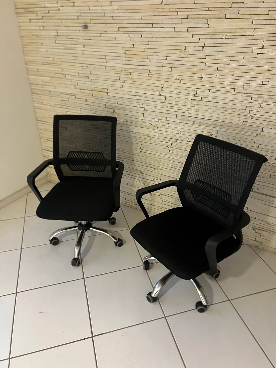 Cadeiras de Escritório com Telinha - Foto 2
