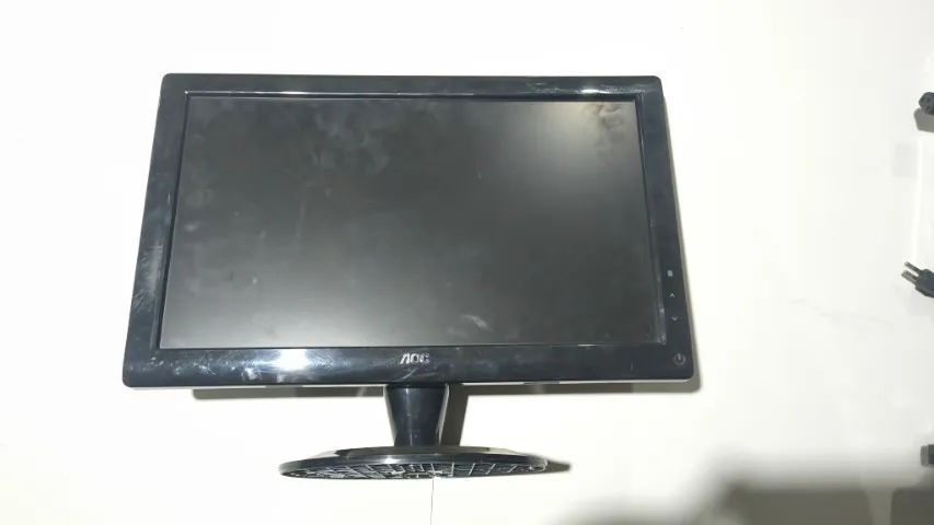 monitor LCD AOC, modelo 936Swa (de 18.5 polegadas)