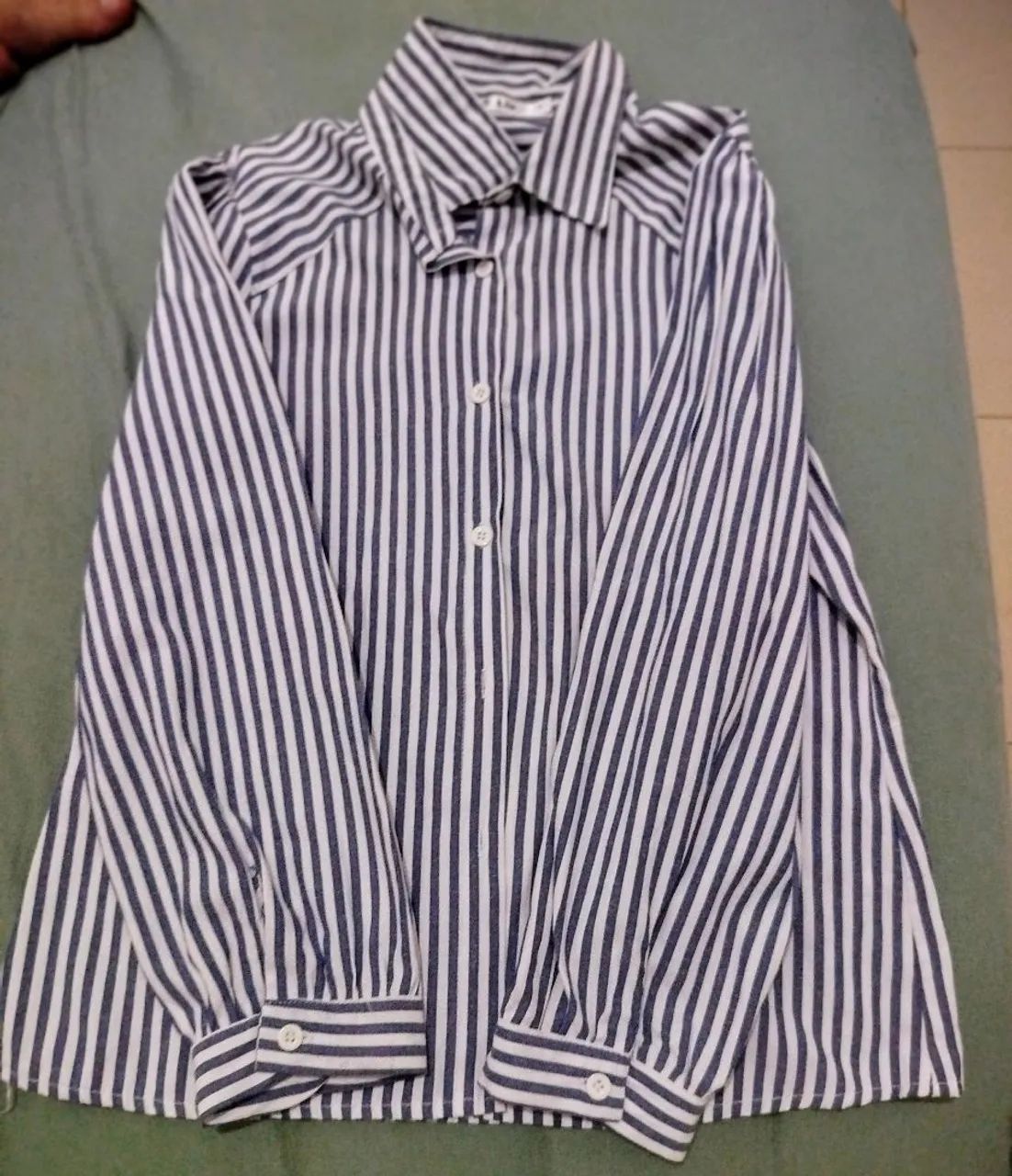 Roupas semi novas