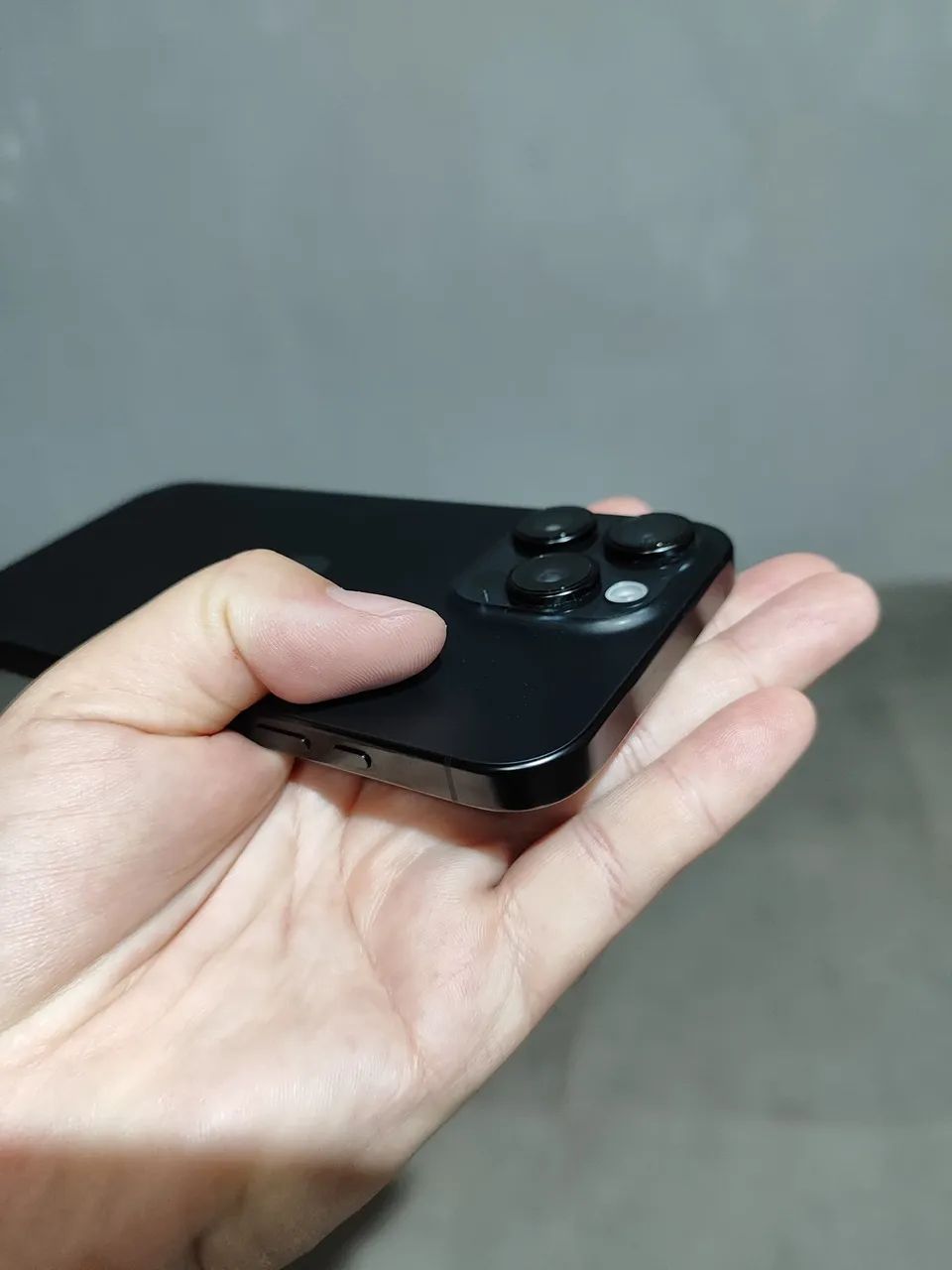 iPhone 16 pro max - Foto 4