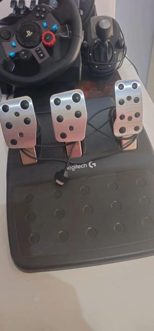 Volante Logitech G29 com Câmbio - Foto 5
