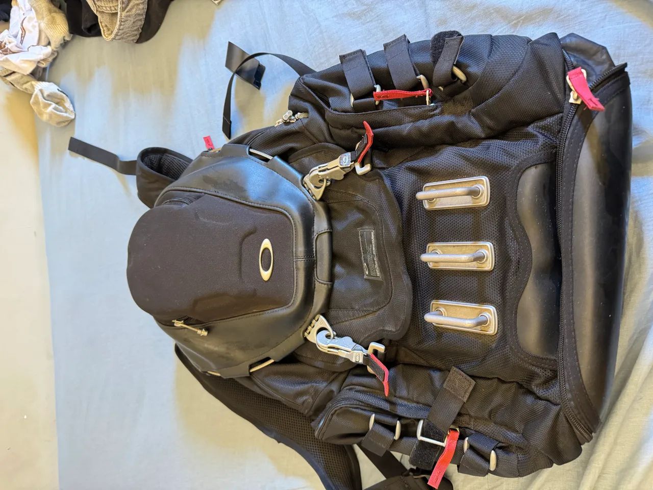 ? Mochila Oakley Kitchen Sink Original - Preta | Excelente Estado