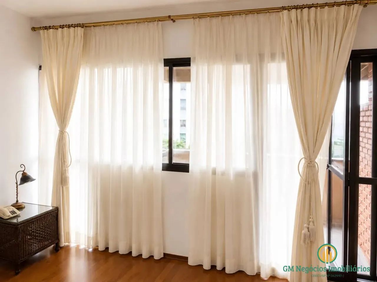 Apartamento com 1 dorm. no Ed. L'Etoile - Foto 2