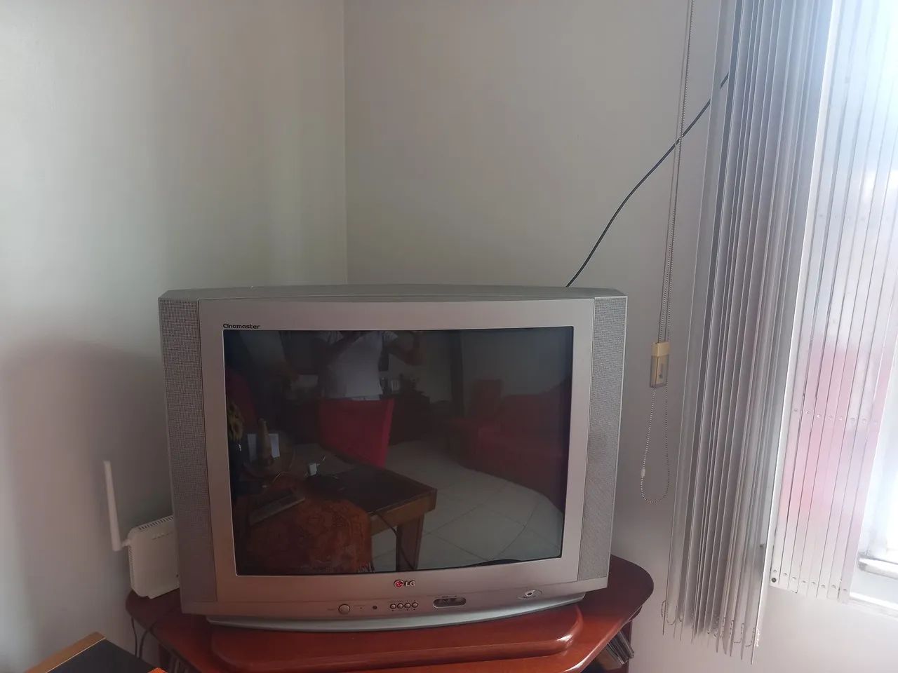 Tv LG Cinemaster 29  polegadas de tubo. - Foto 3
