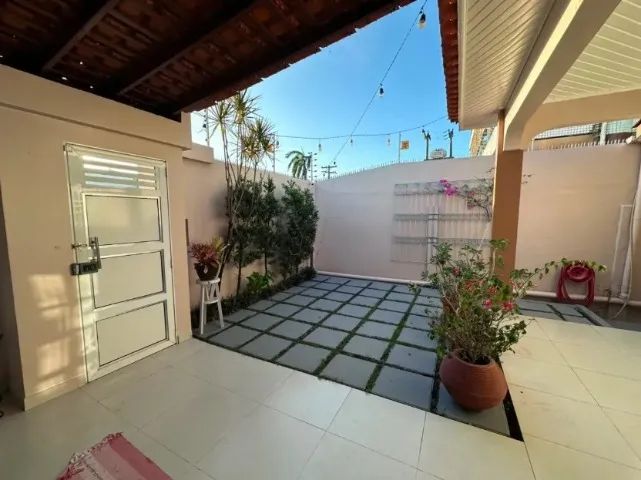 Vende-se casa no Alecrim