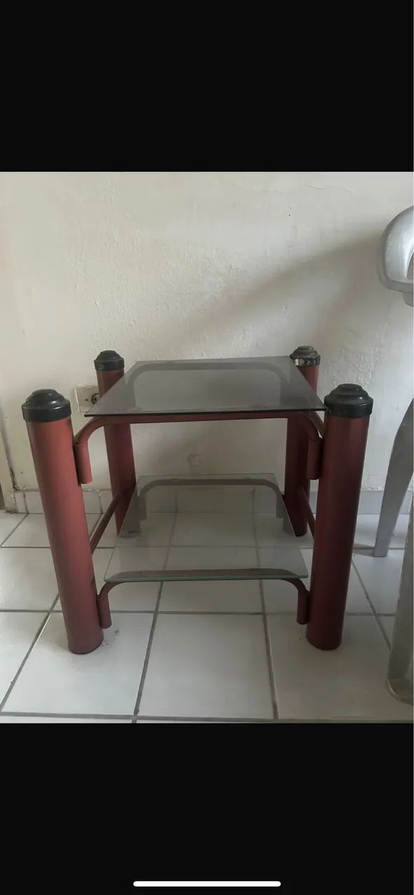 Mesa de cabeceira e mesa de centro - Foto 2