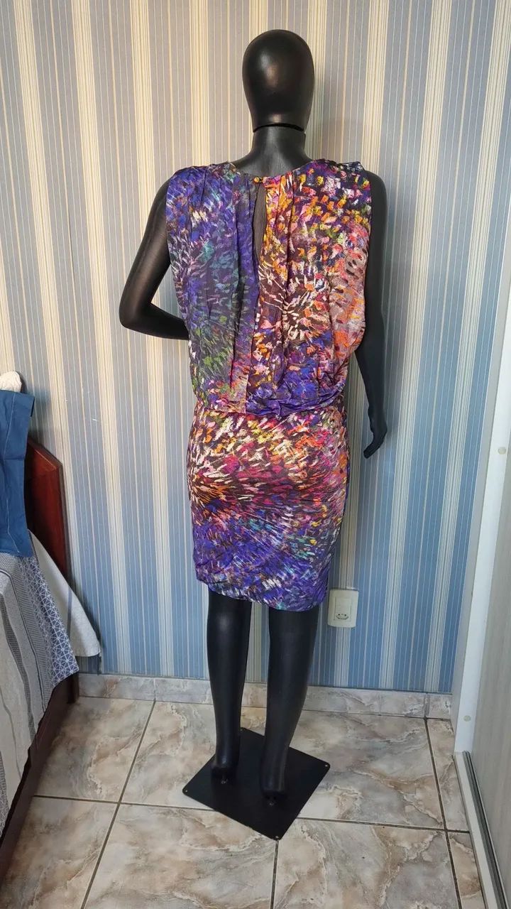 Vestido estampado colorido - Foto 2