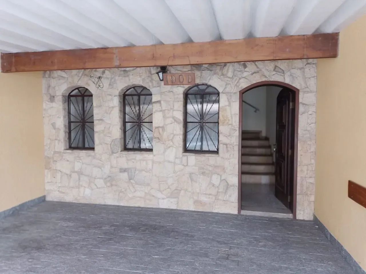 CASA SOBRADO A VENDA TAUBATÉ