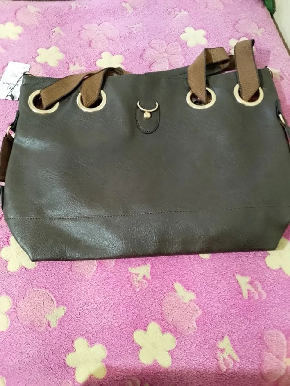 Bolsas e roupas novas  - Foto 5
