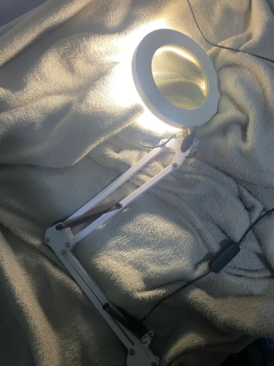 Lupa com led 3 cores  - Foto 4