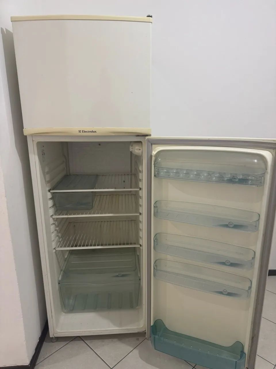 GELADEIRA ELECTROLUX  - Foto 2