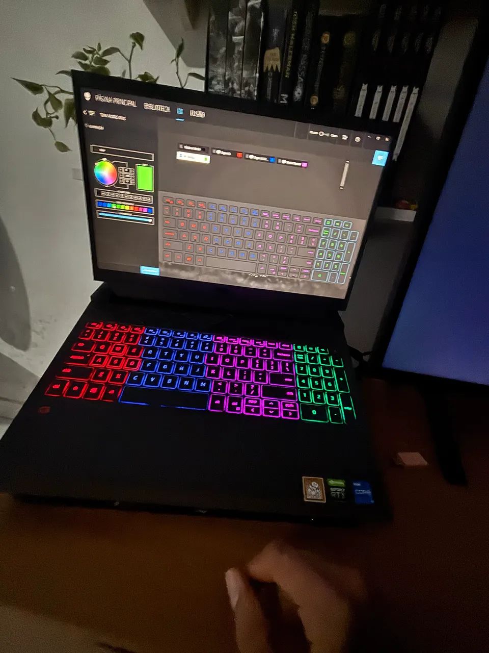 Dell G15 RTX3050, 512ssd, 16ram, 4vram, RGB4zonas - Foto 4