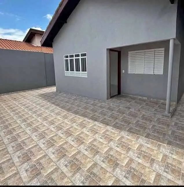 ss vendo essa casa em Goiabeiras