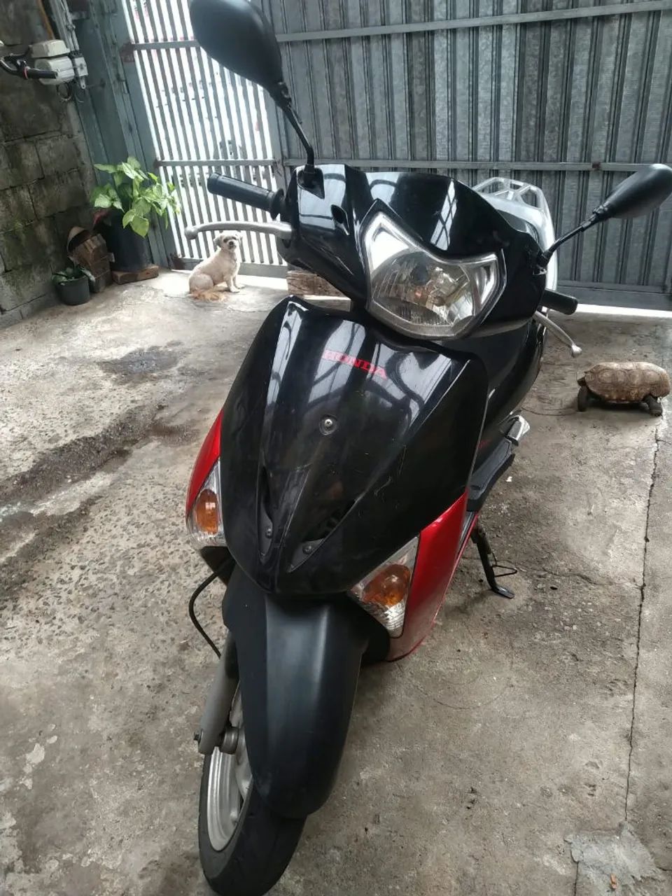 Honda Lead 110cc (2010) - Para arrumar e regularizar - Foto 3