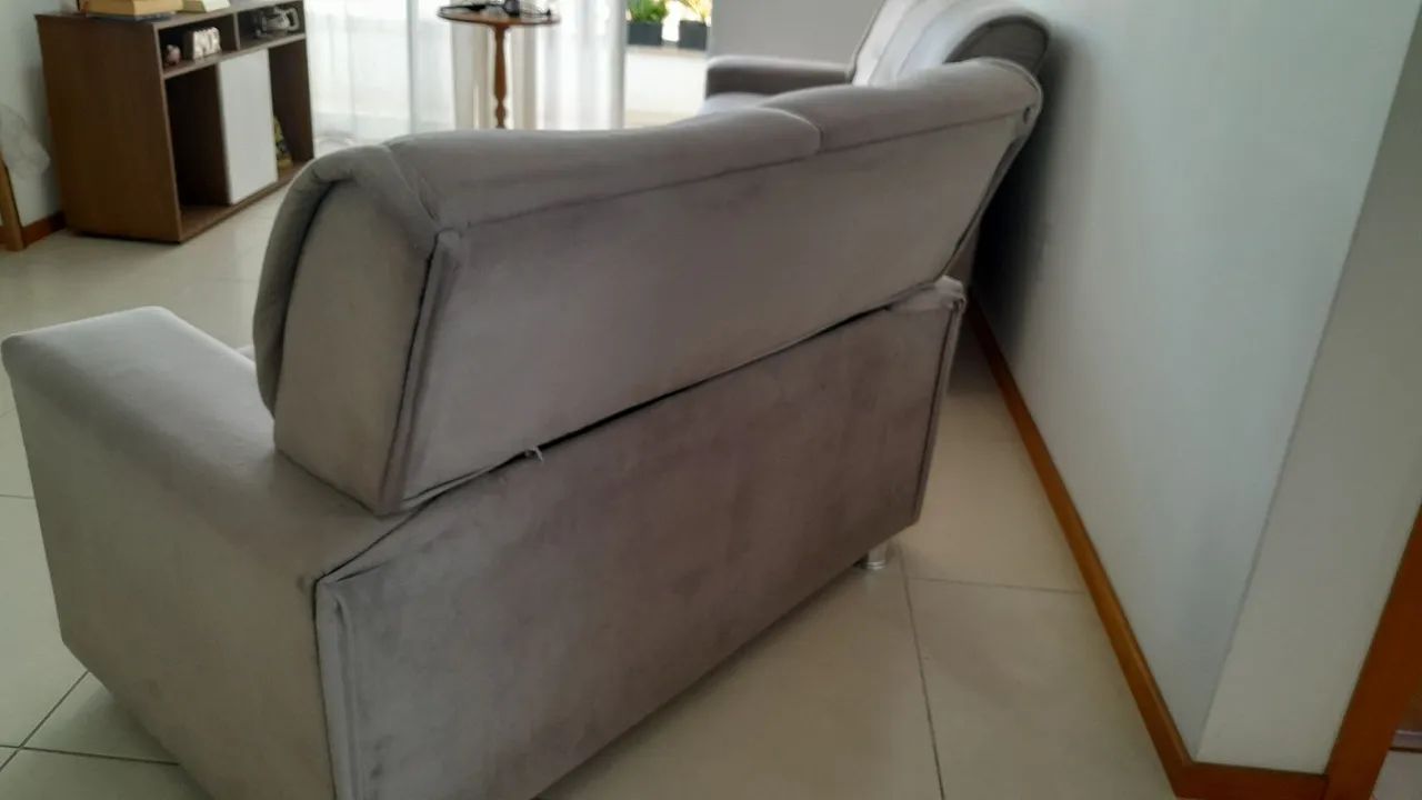 VENDO 2 SOFÁS USADOS ÓTIMO ESTADO - Foto 5