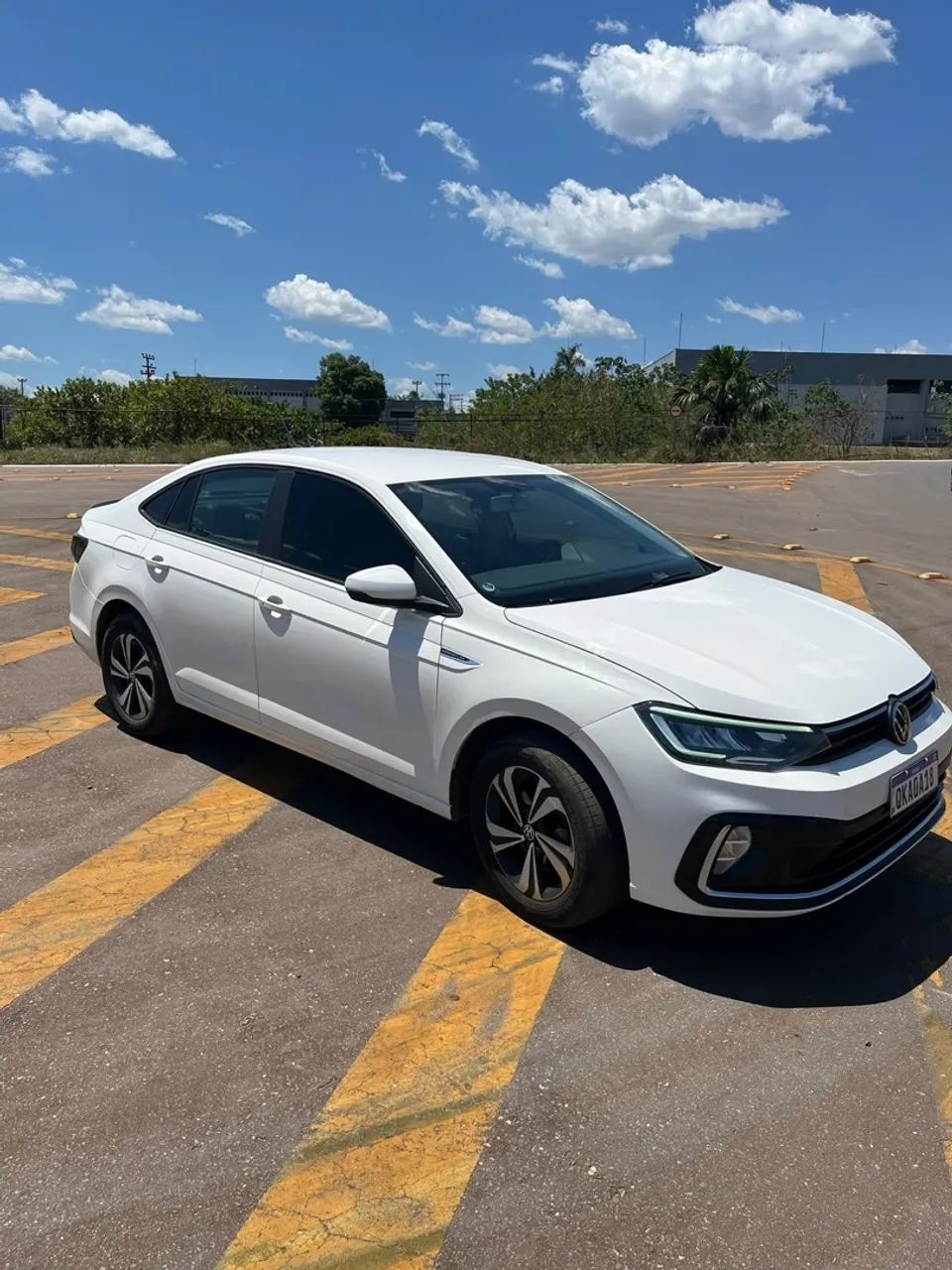 Volkswagen Virtus 1.0 TSI AT 2025