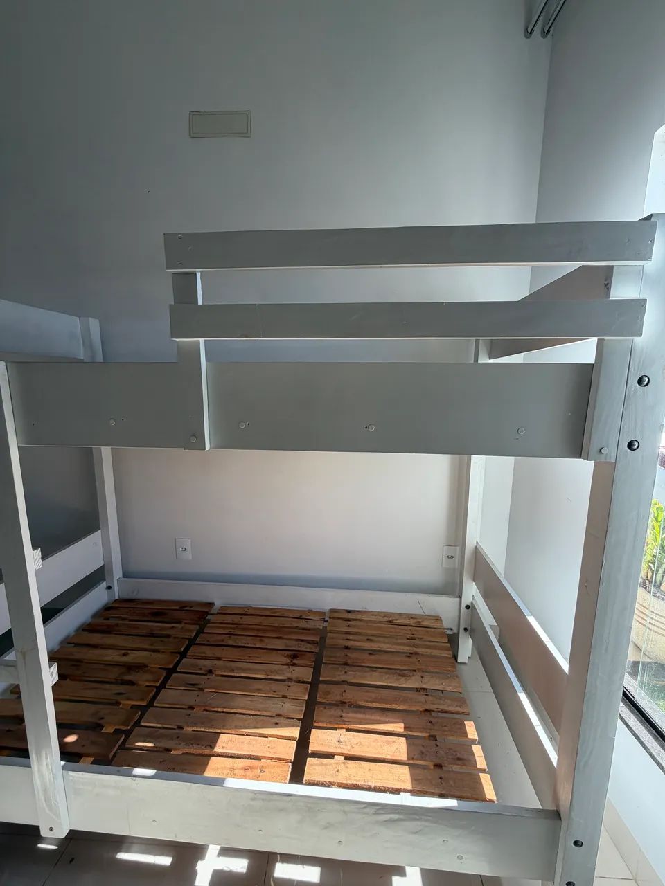 Cama beliche- Madeira maciça  - Foto 2