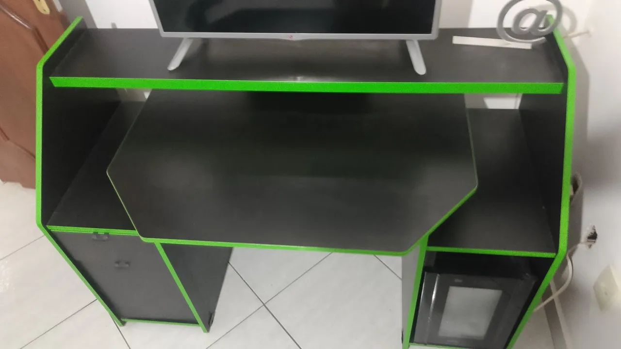 Mesa de computador top 