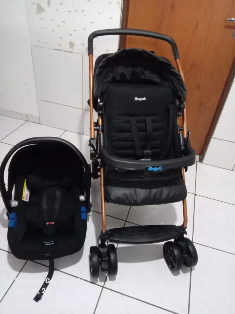 Carrinho de bebê burigotto e bb conforto 