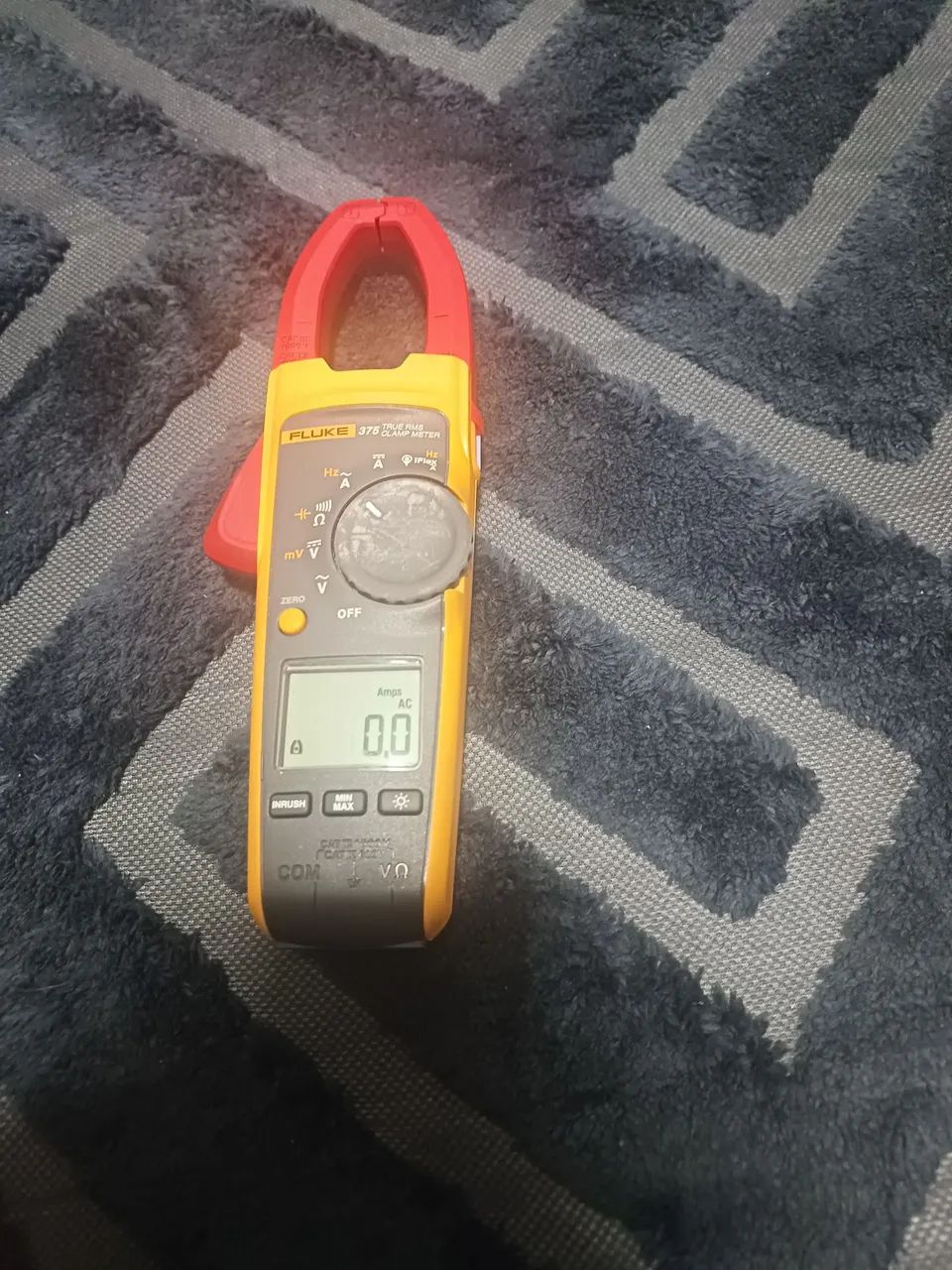 Alicate amperímetro fluke 375 - Foto 5