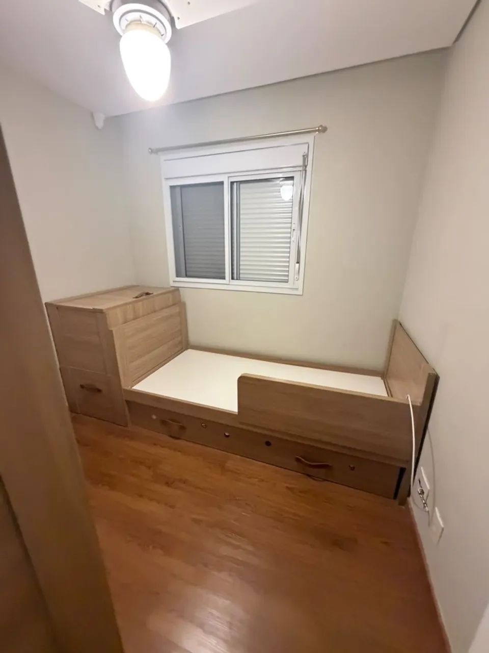 Cama de solteiro Bicama com Baú e Gaveta 