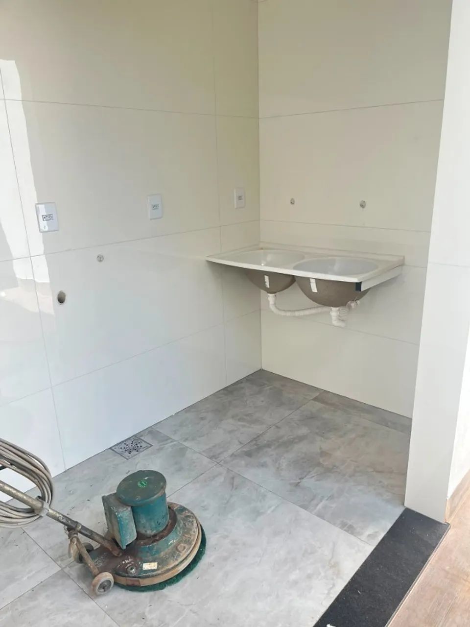 Casa à venda no bairro Afonso Queiroz - Foto 4