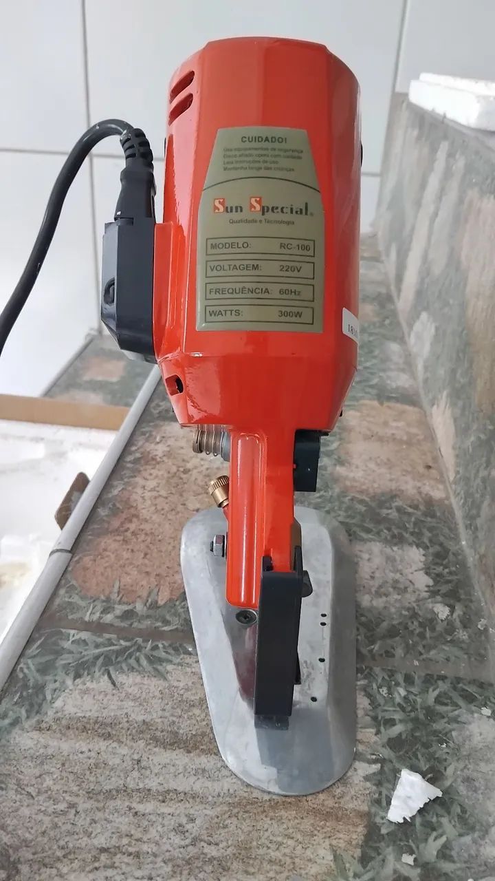 Máquina de corte
