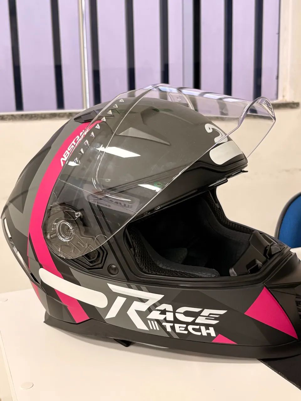 Capacete Novo - Foto 2