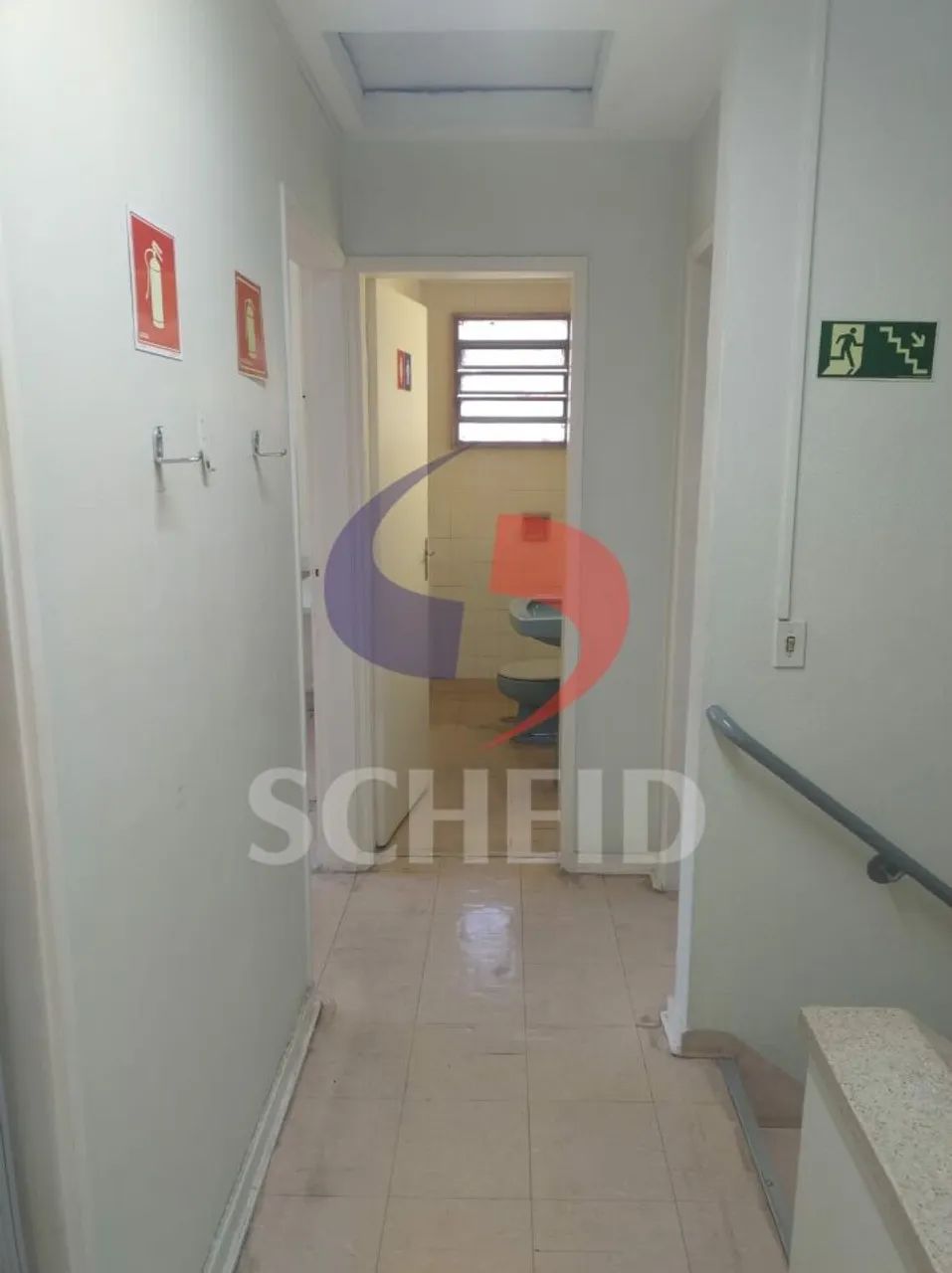 Casa Comercial para locação, 2 salas amplas, 5 banheiros, 7 vagas, Granja Julieta - Foto 9
