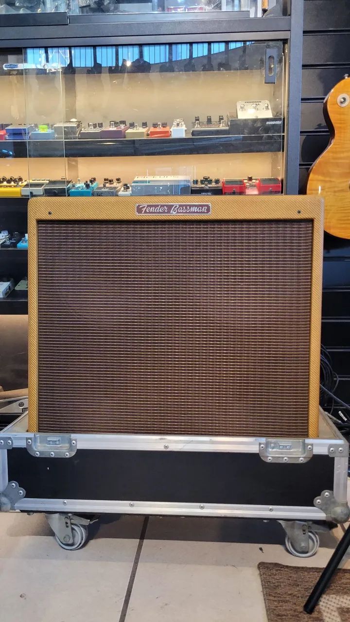 FENDER BASSMAN