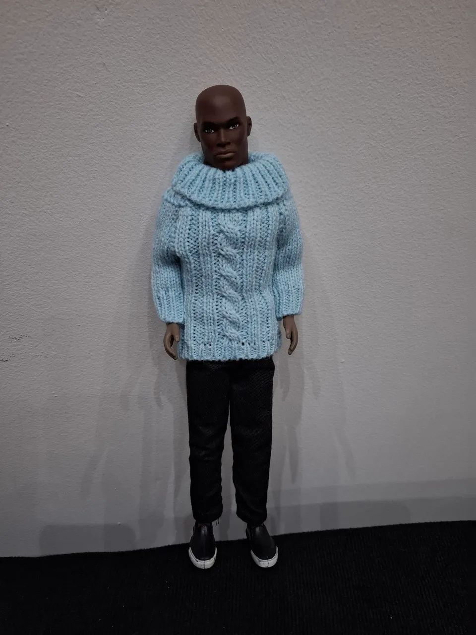 Boneco integrity toys terik
