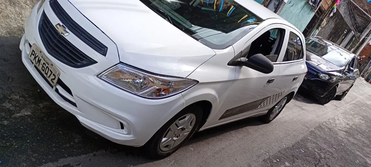 Chevrolet Onix ONIX HATCH Joy 1.0 8V Flex 5p Mec. 2018