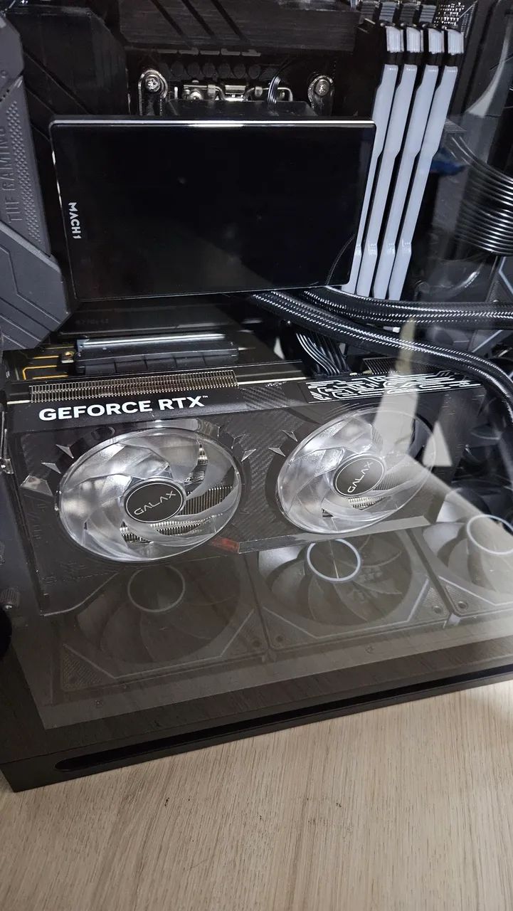 RTX 5070 GALAXY - Foto 2