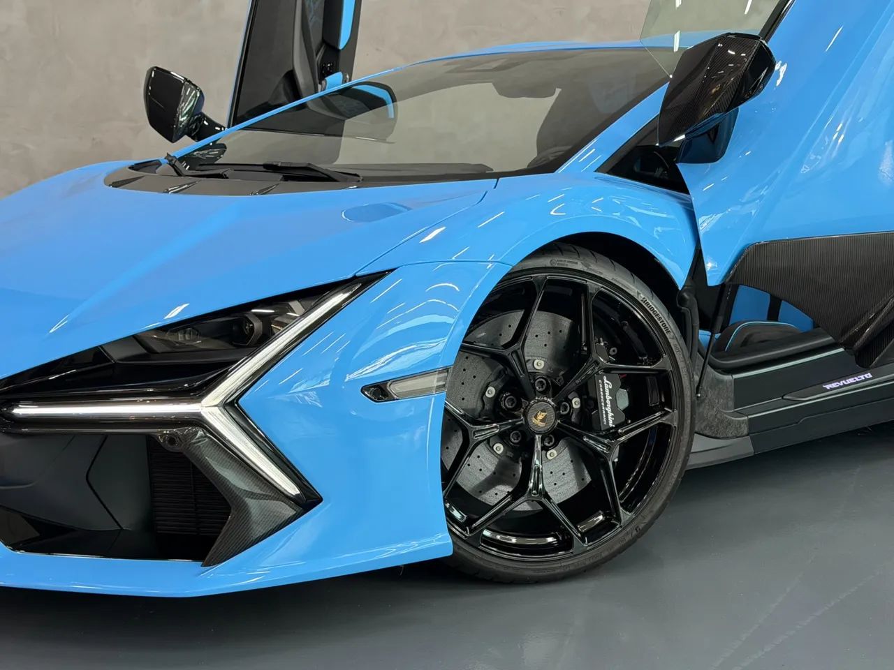 Lamborghini Revuelto Coupe LP 1015-4 (Hib), foto 7 de 17