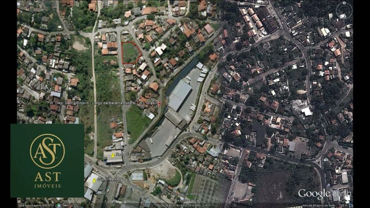 Terreno com 1452m² | Largo da Batalha