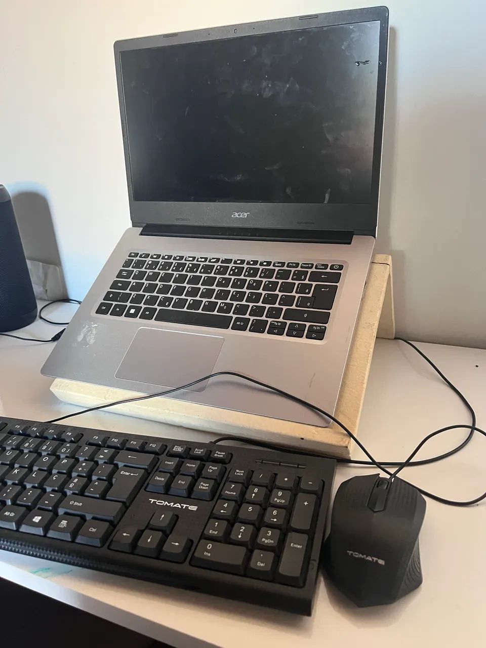 Vende-se notebook Acer aspire 3