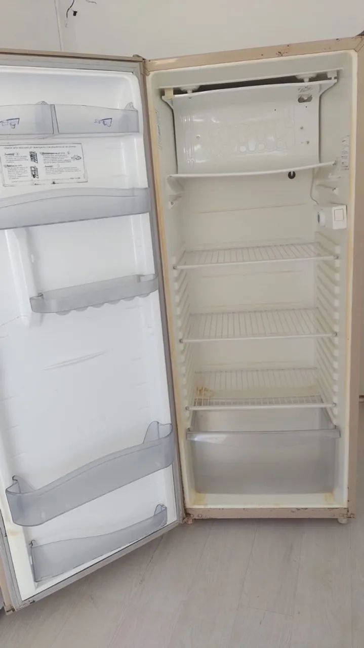 Vendo geladeira  - Foto 3