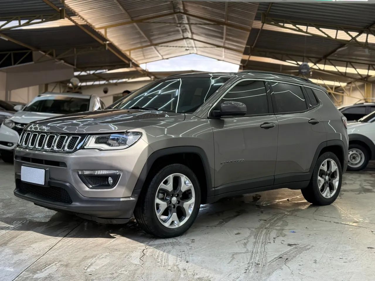 Jeep Compass COMPASS LONGITUDE 2.0 4x2 Flex 16V Aut. 2019