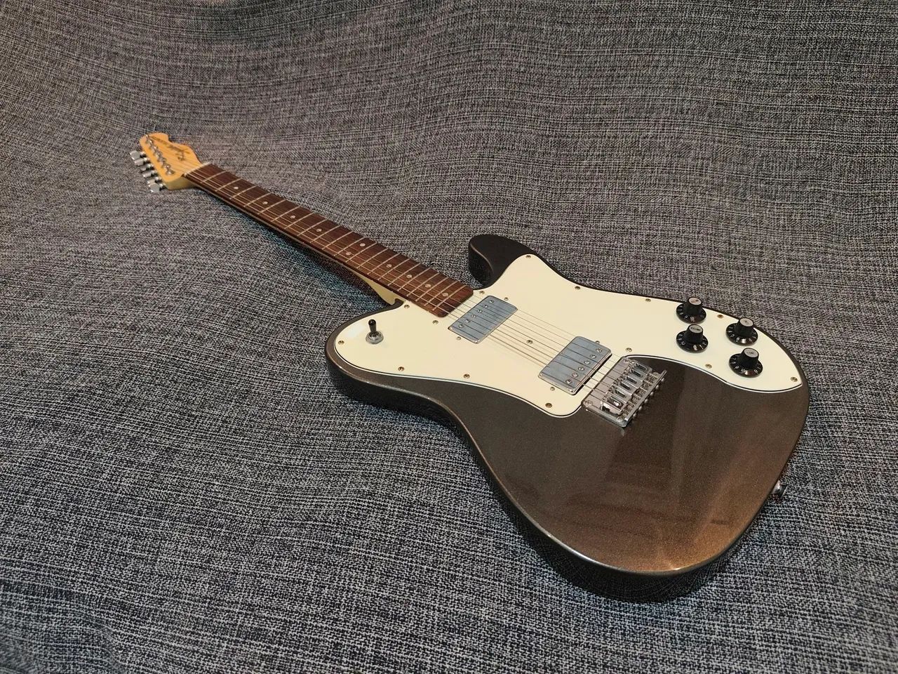 SQUIER TELECASTER DELUXE  - Foto 2