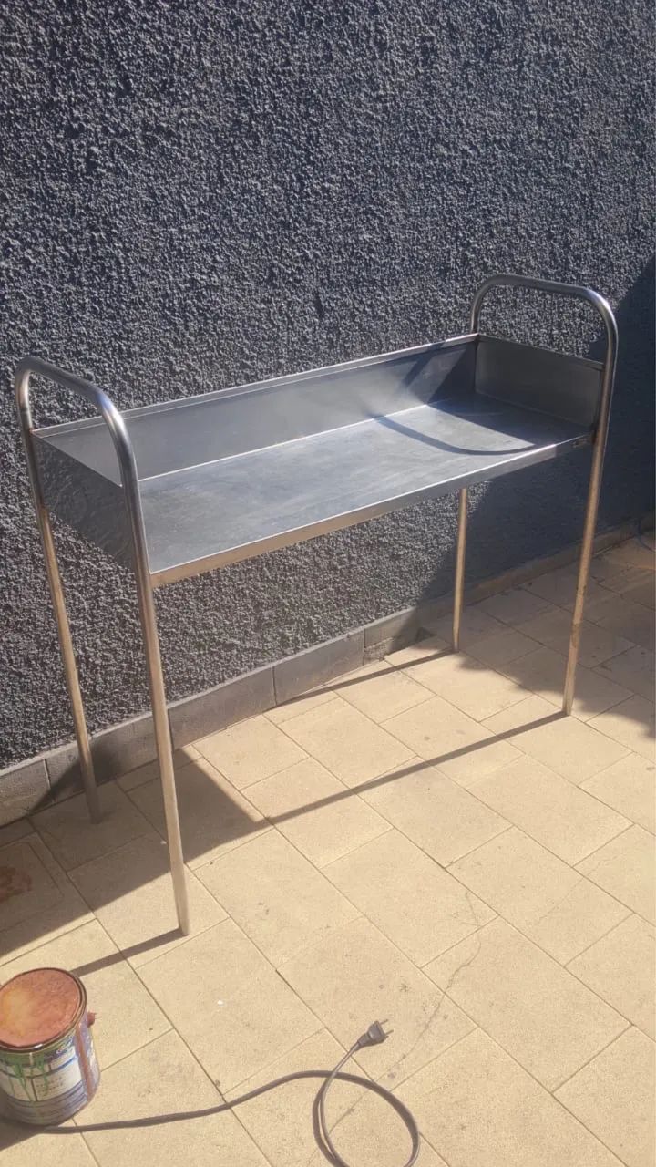 Vendo bancada industrial de inox 
