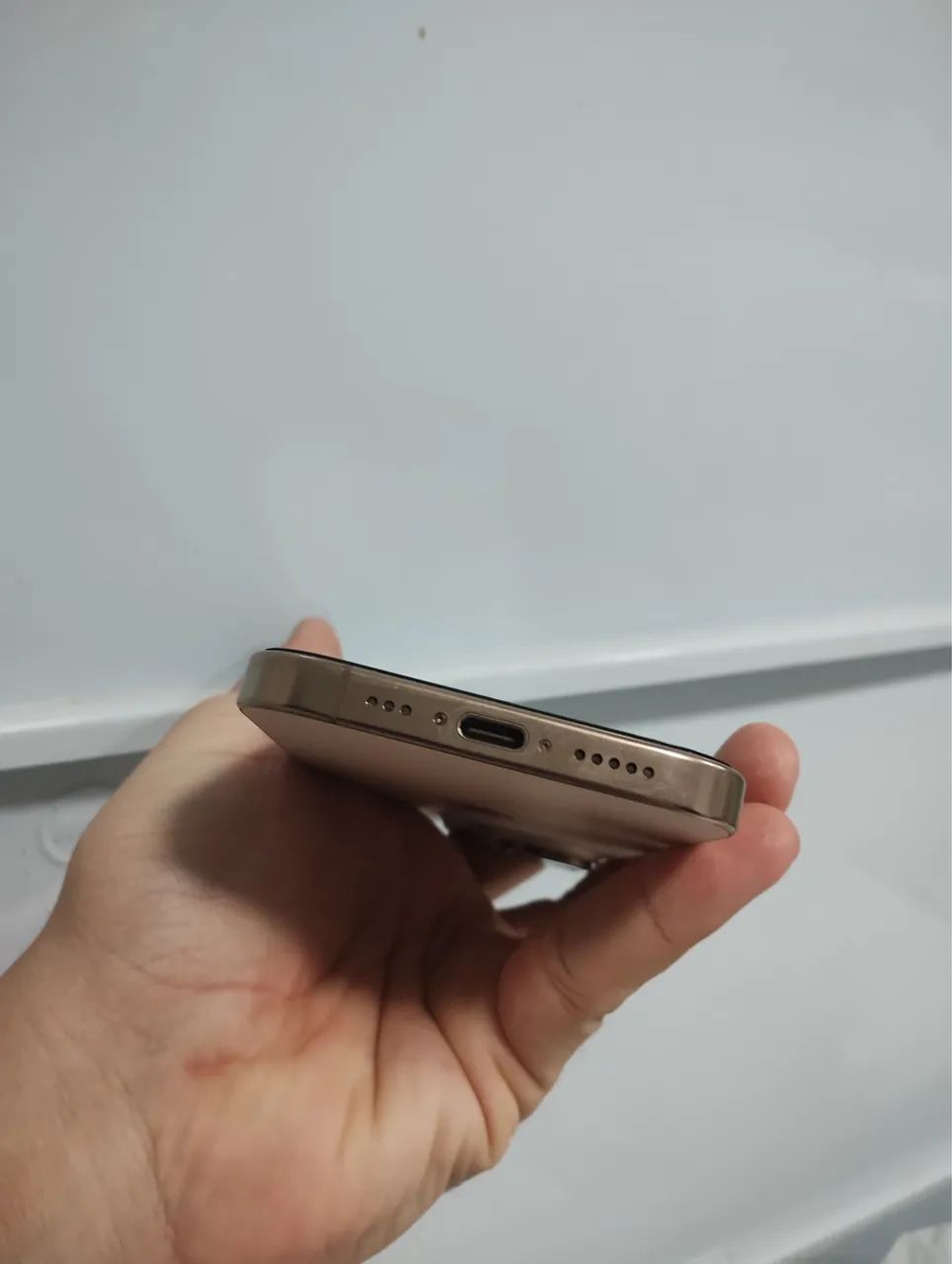 iPhone 16 PRO - Foto 3
