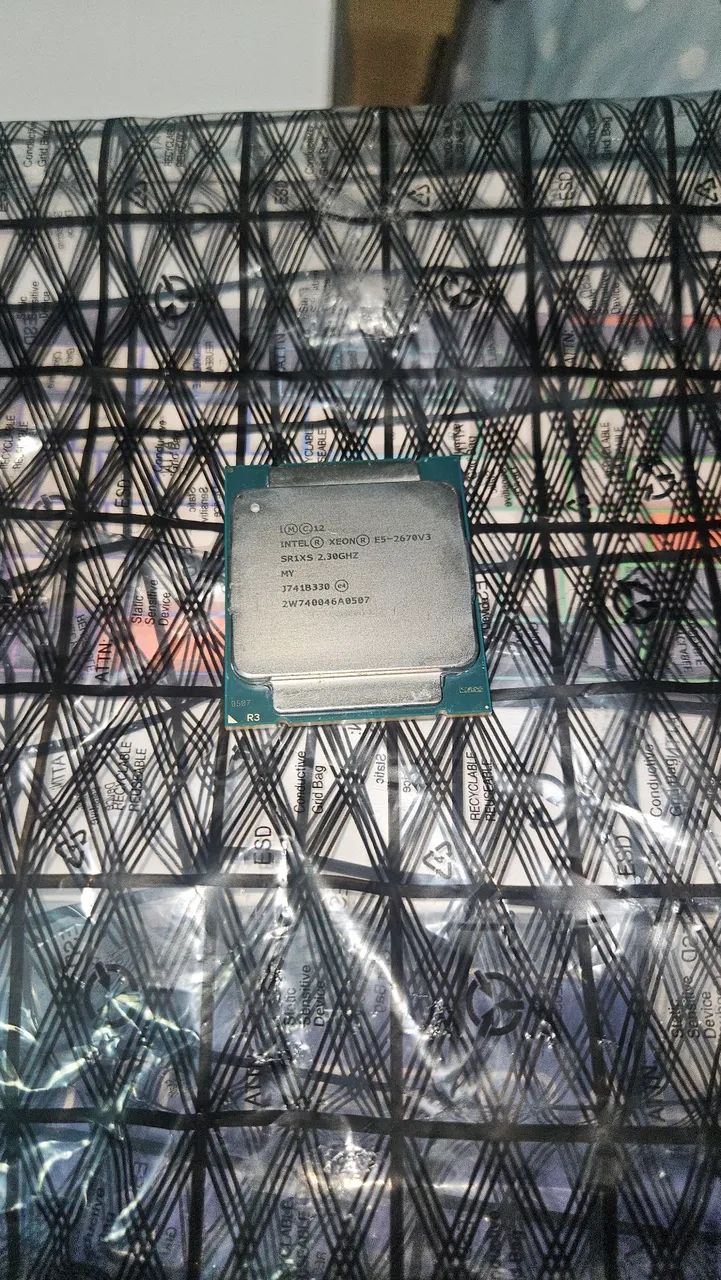 Processador Intel Xeon E5-2670 v3 12c/24t LGA 2011-3
