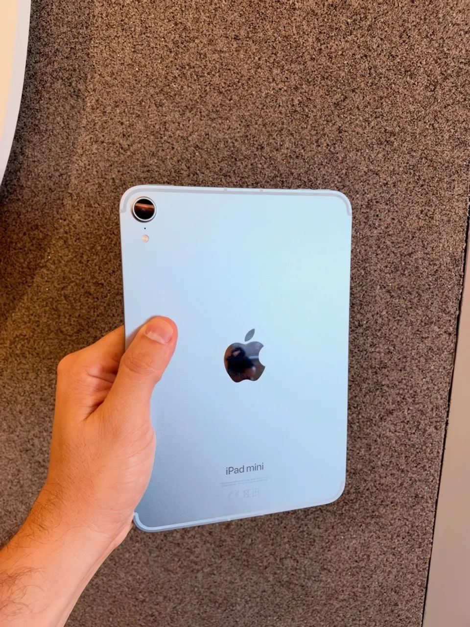 iPad Mini A17 Pro 256GB Wi-Fi + Cellular - Azul (Blue)